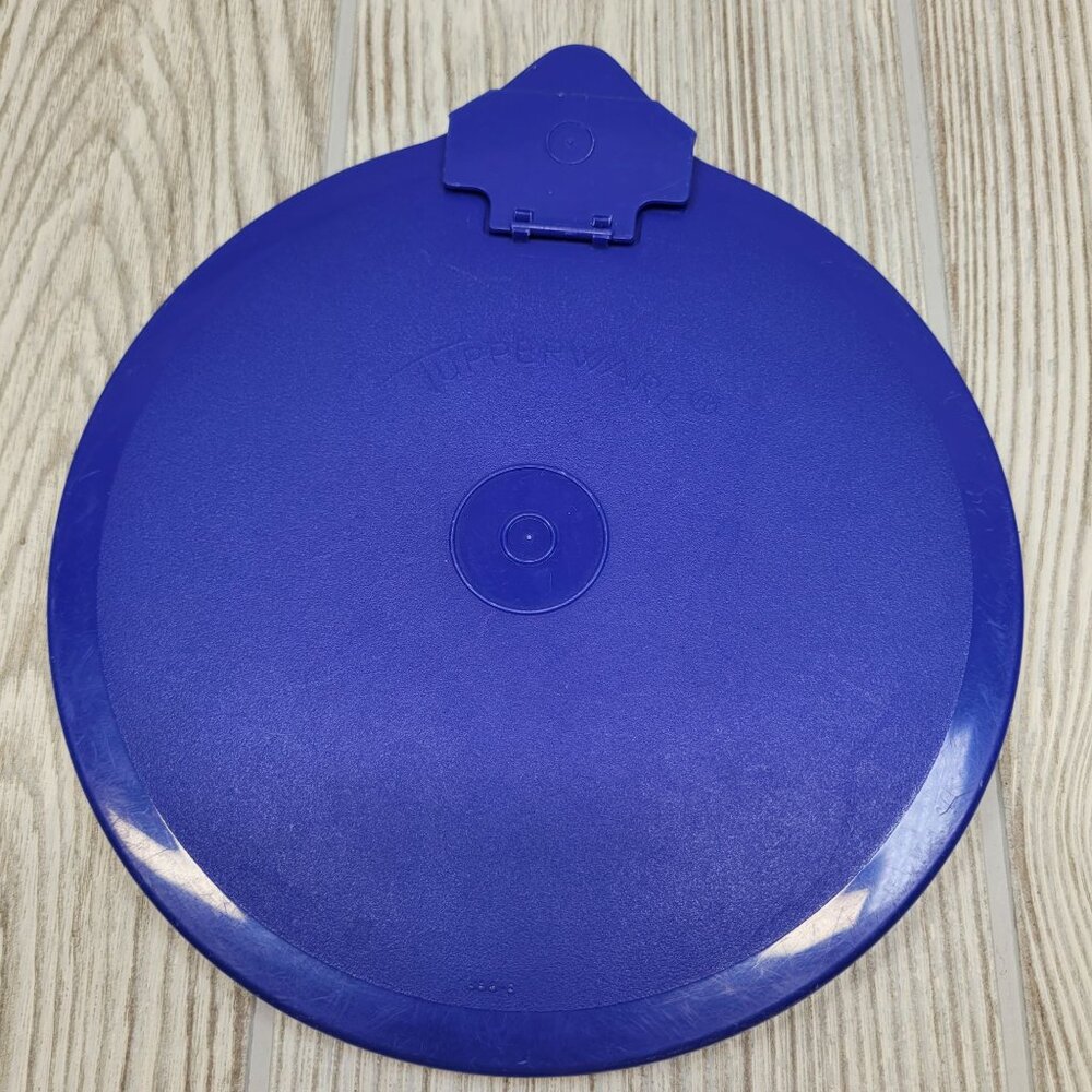 Tupperware Replacement Lid Mix N Store Measuring‎ Cup Lid 696-8 Spout Lid 697